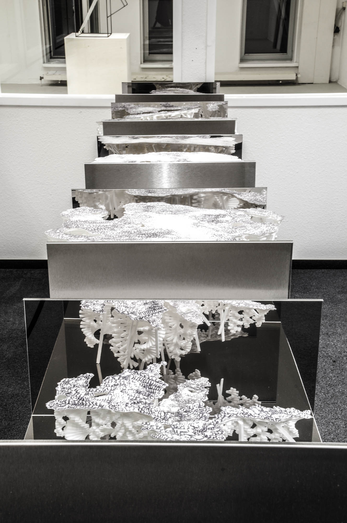 Zeitgenössisches Kunstwerk KONTINENTE von Viktoria Strecker, Ansicht 7