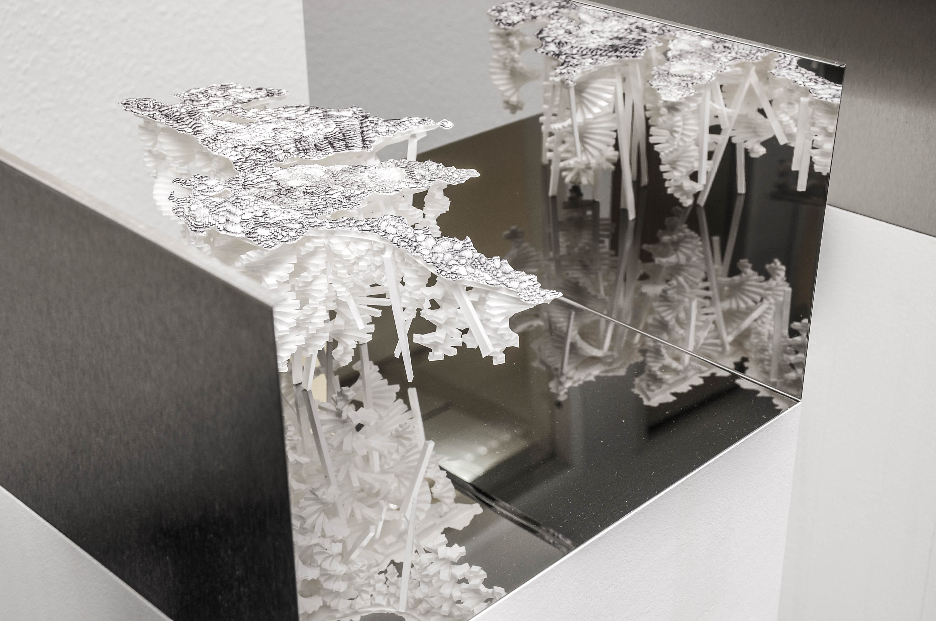 Zeitgenössisches Kunstwerk KONTINENTE von Viktoria Strecker, Ansicht 8