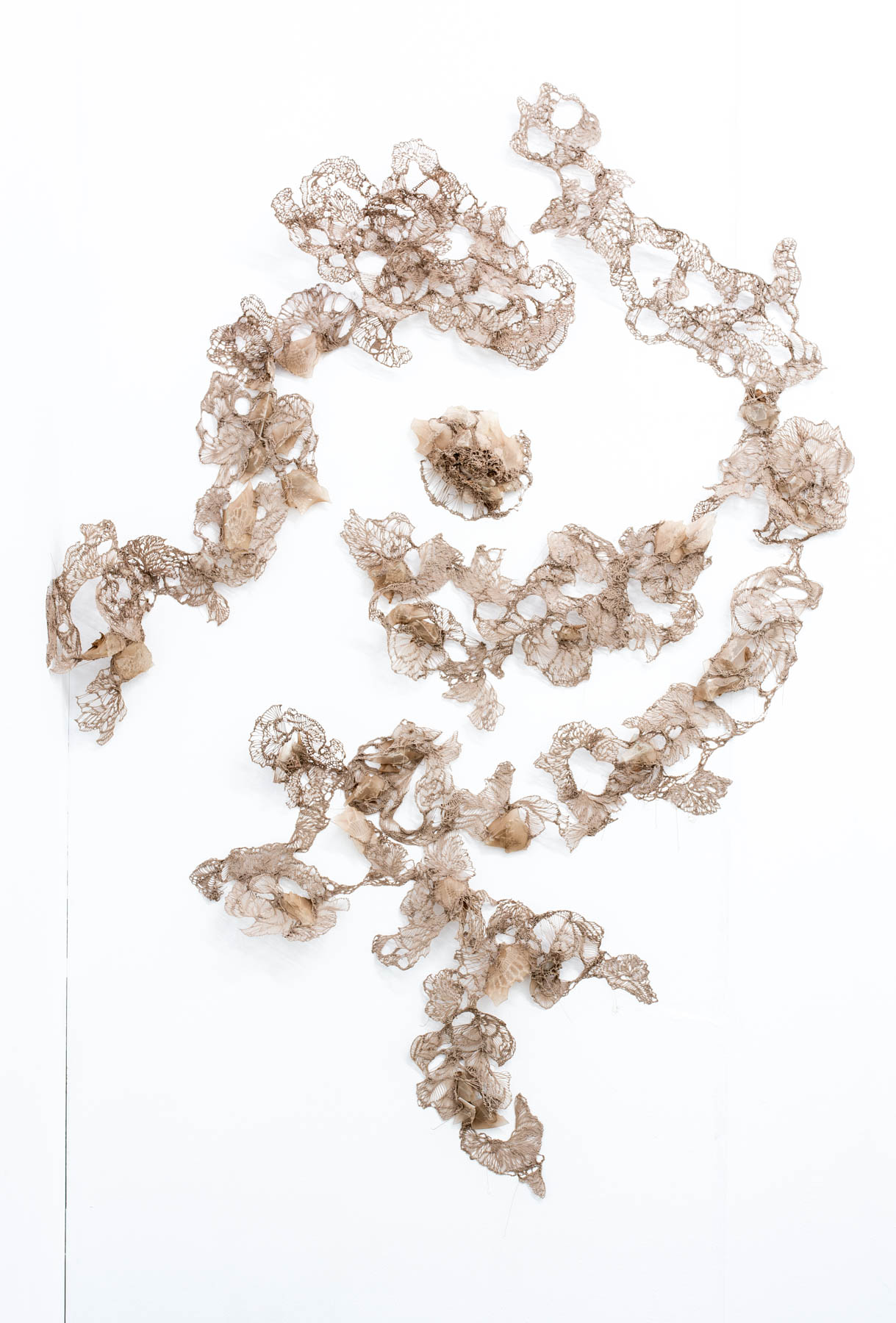 Zeitgenössisches Kunstwerk SINTER von Viktoria Strecker, Ansicht 1